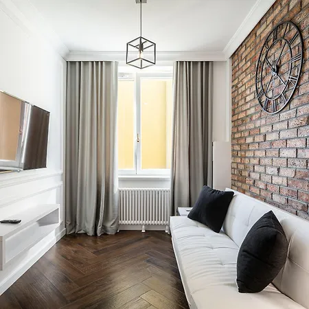 Rentplanet - Rynek Apartamento Breslavia