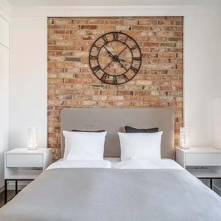 Rentplanet - Rynek Apartment *